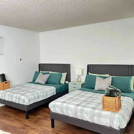 Hollywood Blvd Studio Free Designated Parking & Wifi-2